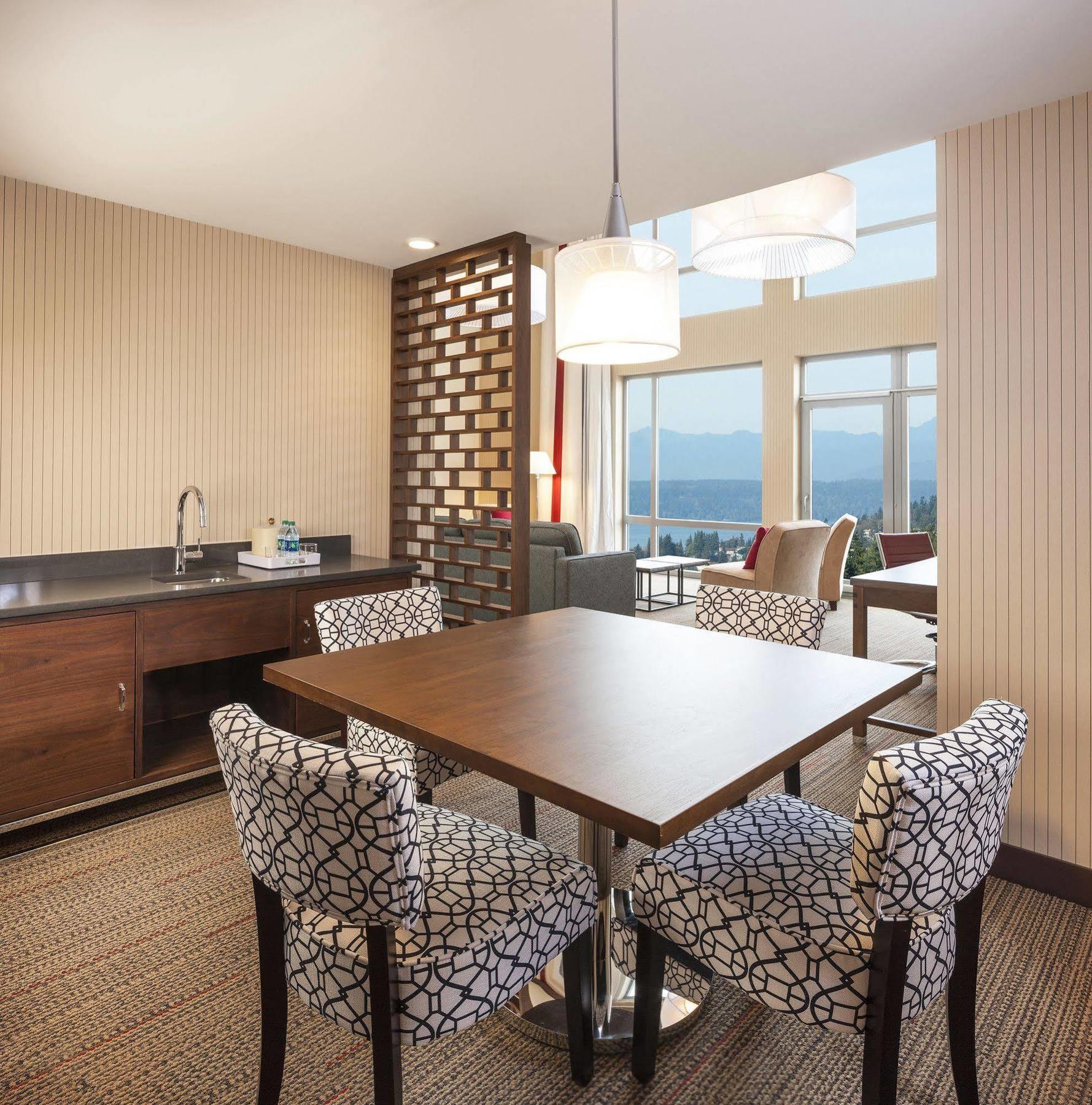 Four Points By Sheraton Seattle Airport South Des Moines Buitenkant foto